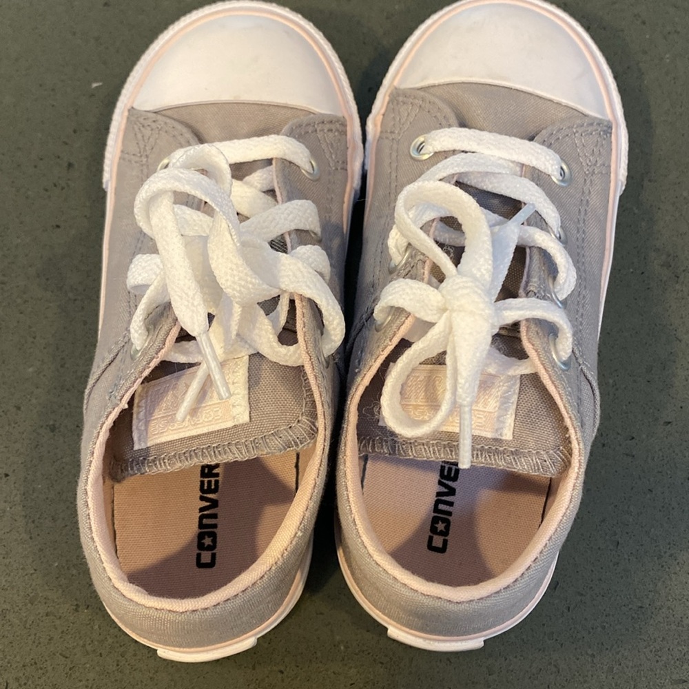 Converse Shoes - Picture 2 of 5